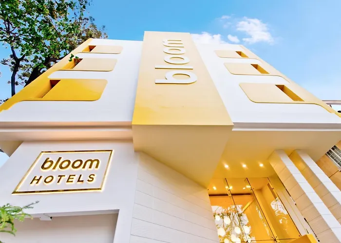 Bloom Hotel - Indiranagar